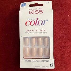 50% OFF BUNDLES NWT Kiss Salon Color Press-On Nails